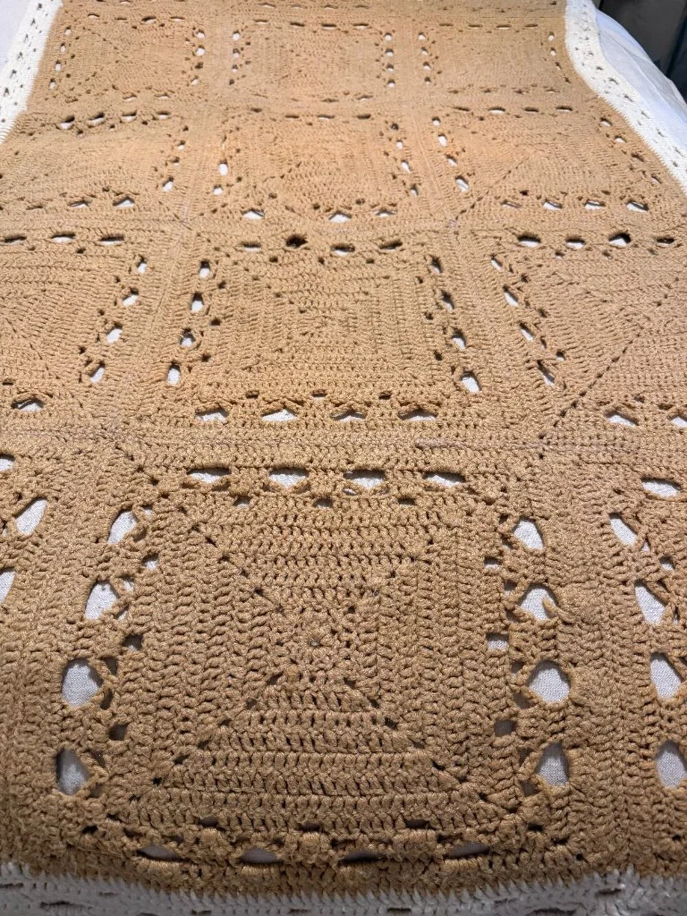 Vintage Granny square TAN and Cream Color crochet Afghan
